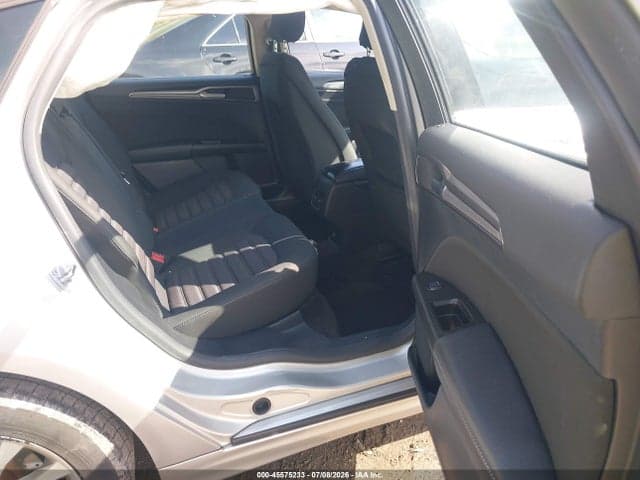 2017 FORD FUSION SE 8