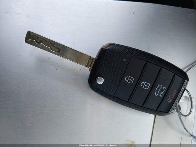 2021 KIA RIO S 11