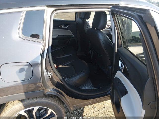 2022 JEEP COMPASS LIMITED 4X4 8