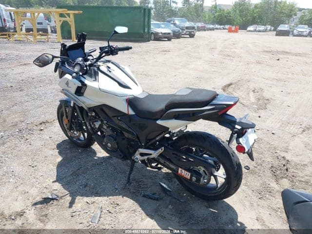 2025 HONDA NC750 XD 3