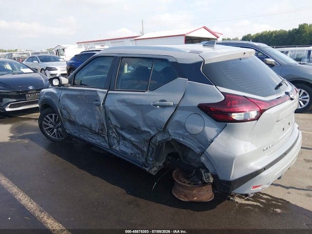 2024 NISSAN KICKS SV XTRONIC CVT 3