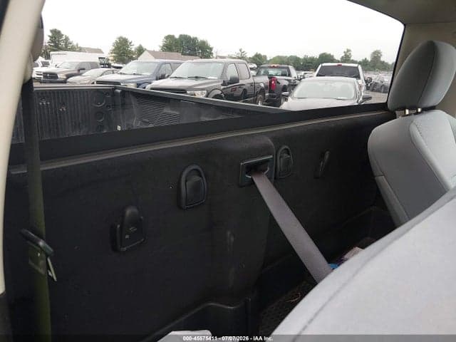 2017 RAM 1500 TRADESMAN 4X4 8' BOX 8