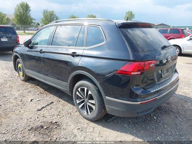 2022 VOLKSWAGEN TIGUAN 2.0T S 3