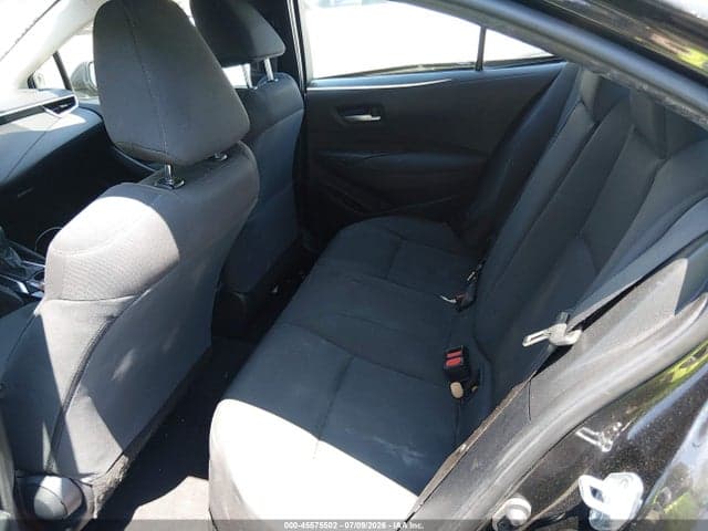 2021 TOYOTA COROLLA LE 8