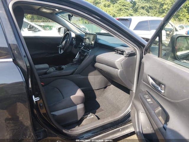 2021 TOYOTA VENZA LE 5