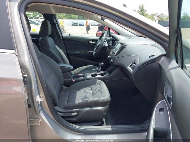 2018 CHEVROLET CRUZE LT AUTO 5