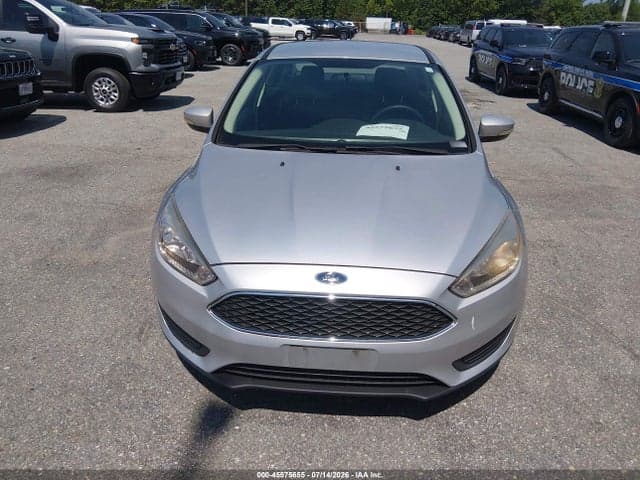 2017 FORD FOCUS SE 13