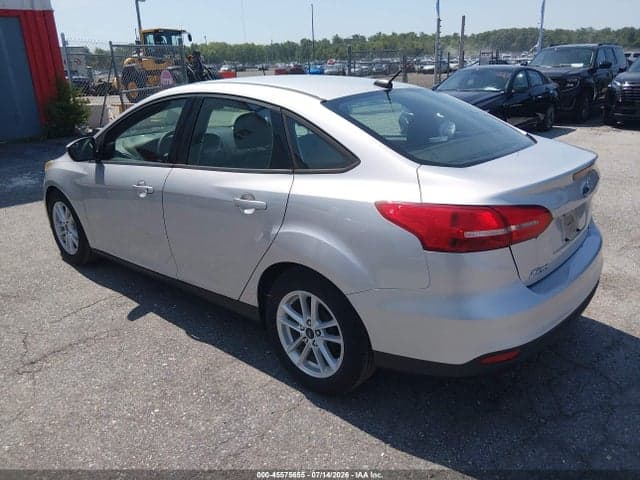 2017 FORD FOCUS SE 3