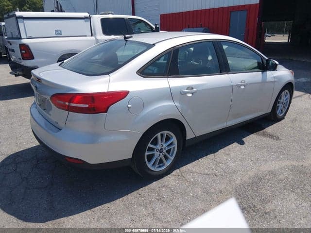 2017 FORD FOCUS SE 4