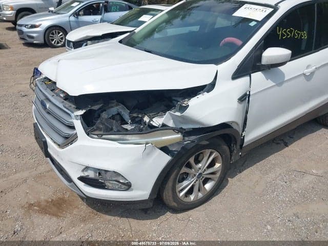2017 FORD ESCAPE SE 6