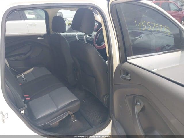 2017 FORD ESCAPE SE 8