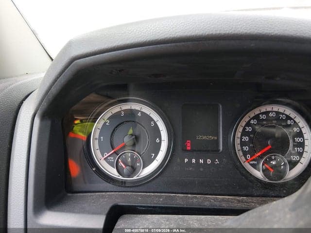 2018 RAM 2500 TRADESMAN 4X2 6'4 BOX 7