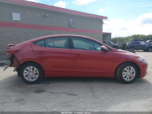 2017 HYUNDAI ELANTRA SE 13