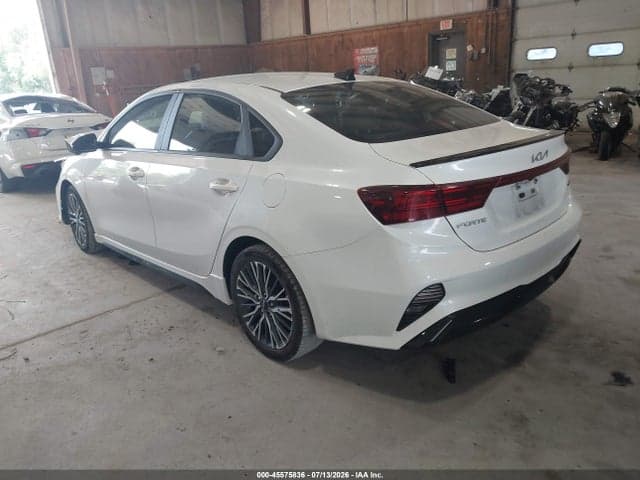 2023 KIA FORTE GT-LINE 3