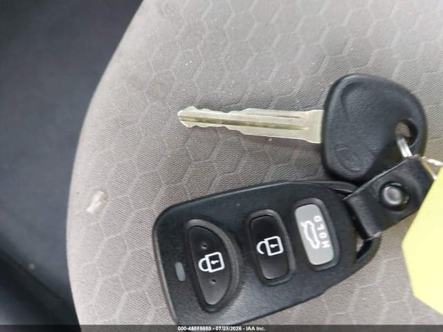 2020 HYUNDAI ELANTRA SE 11