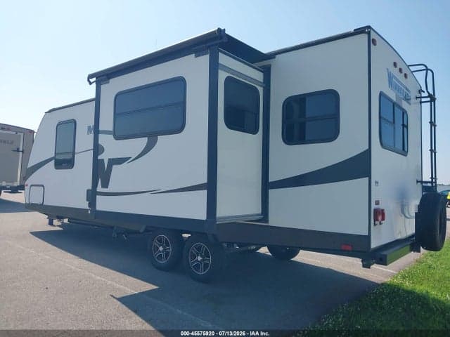 2017 WINNEBAGO MINNIE M-2500RL 3