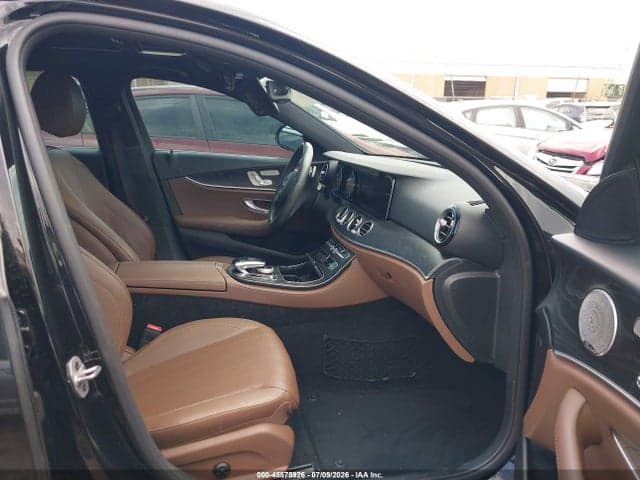 2018 MERCEDES-BENZ E 300 5