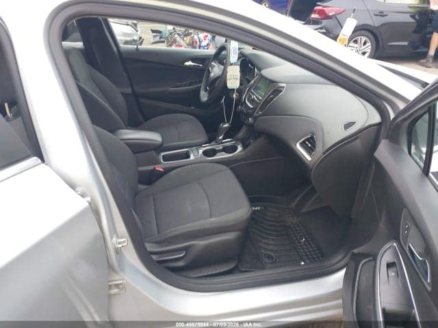 2018 CHEVROLET CRUZE LT AUTO 5