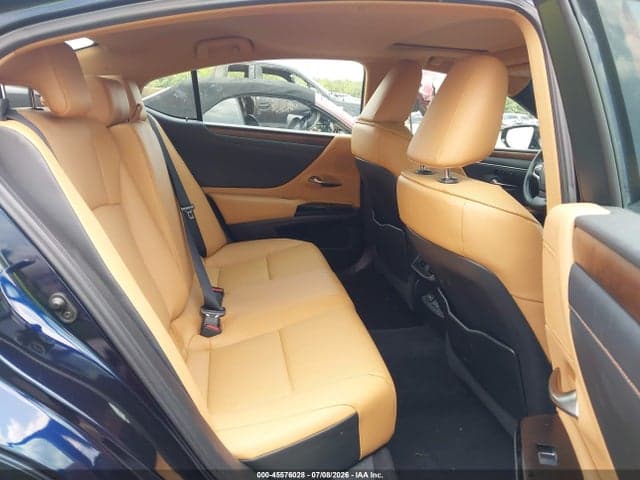 2022 LEXUS ES 350 8