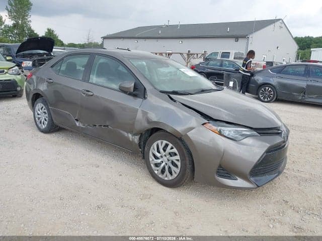 2018 TOYOTA COROLLA LE