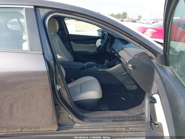 2019 MAZDA MAZDA3 PREFERRED PACKAGE 5