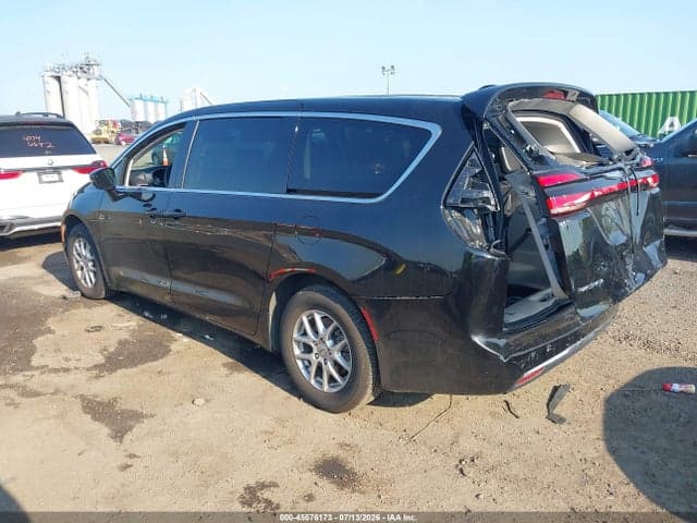 2024 CHRYSLER PACIFICA TOURING L 3
