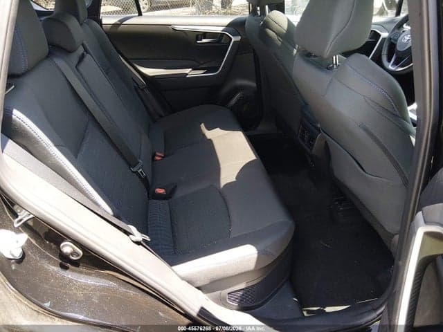 2024 TOYOTA RAV4 HYBRID SE 8
