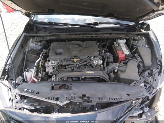 2022 TOYOTA CAMRY SE 11