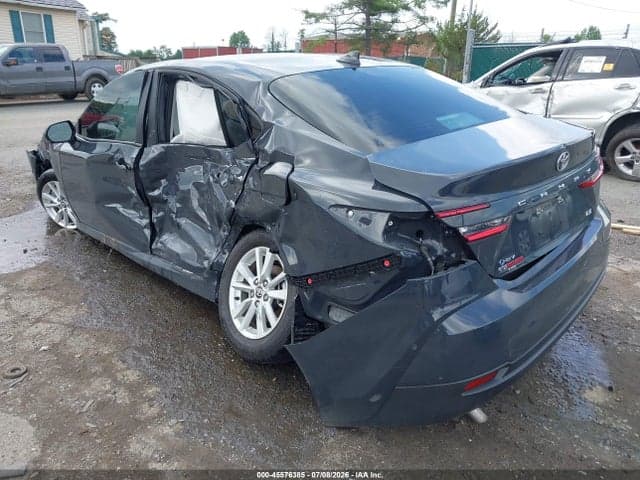2025 TOYOTA CAMRY LE 3