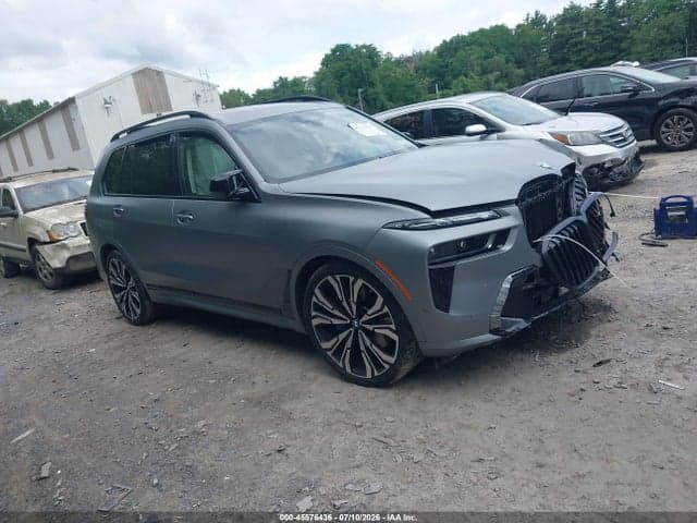 2025 BMW X7 M60I 1
