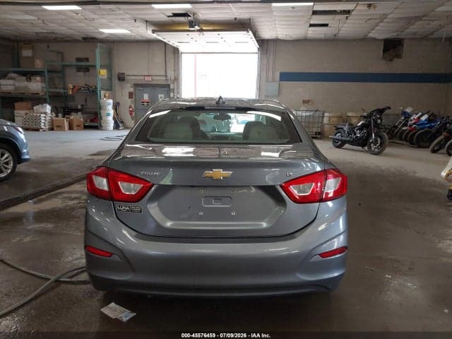 2018 CHEVROLET CRUZE LT AUTO 17