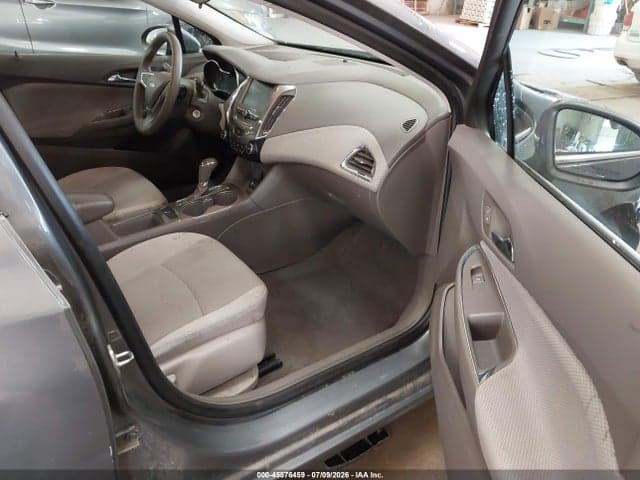 2018 CHEVROLET CRUZE LT AUTO 5
