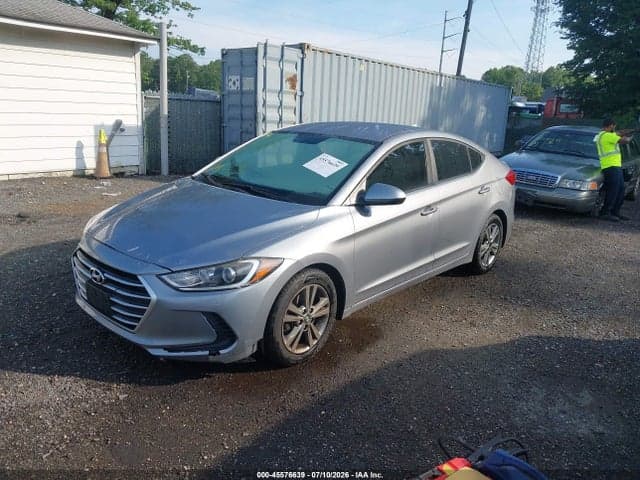 2017 HYUNDAI ELANTRA SE 2