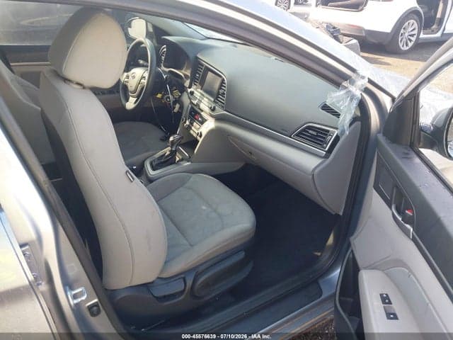 2017 HYUNDAI ELANTRA SE 5