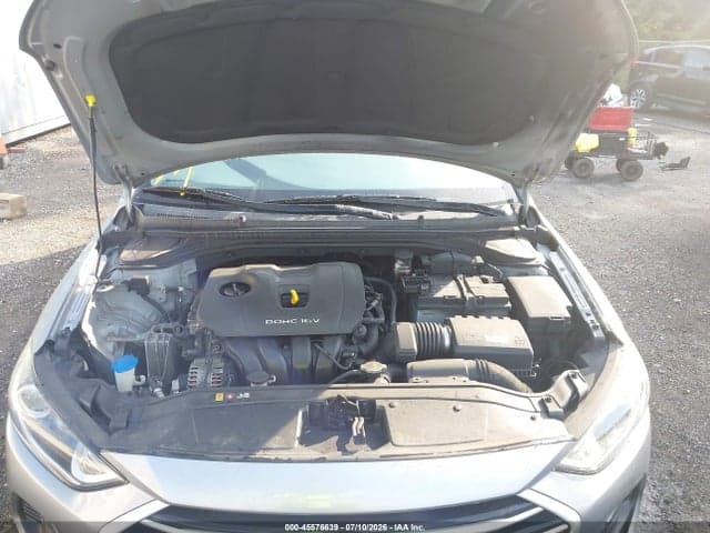2017 HYUNDAI ELANTRA SE 10