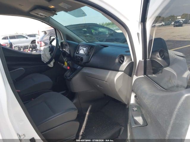 2018 NISSAN NV200 S 5