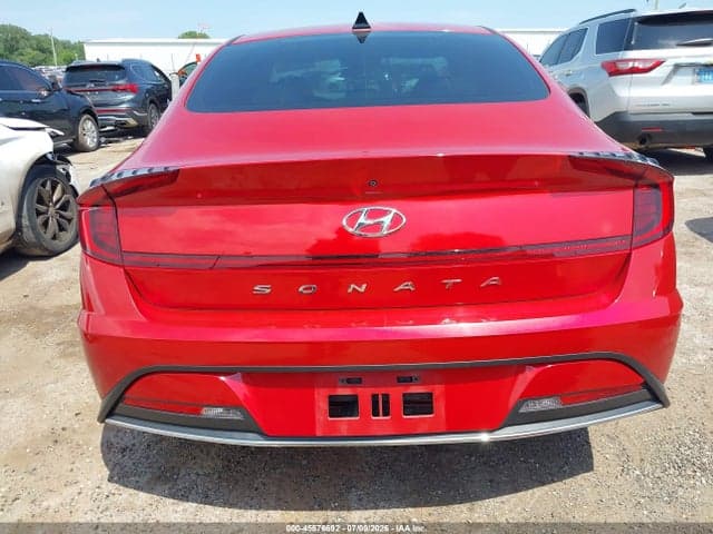 2022 HYUNDAI SONATA SE 16