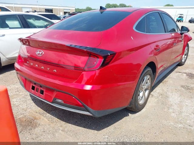 2022 HYUNDAI SONATA SE 4