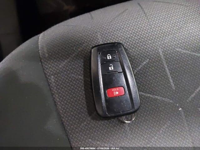 2023 TOYOTA RAV4 XLE 11