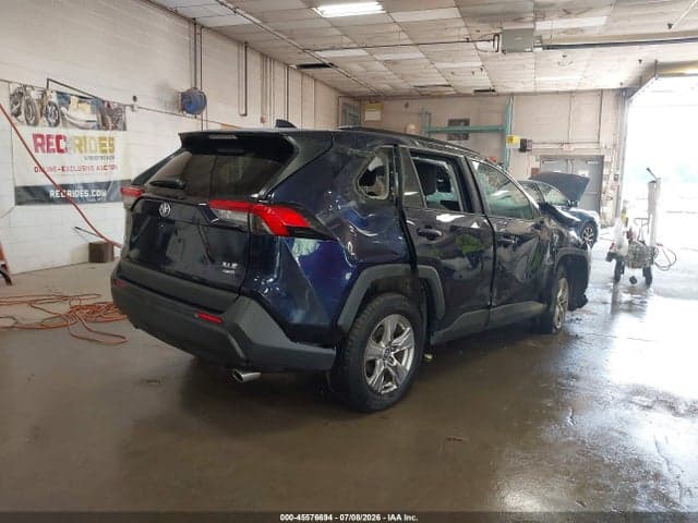 2023 TOYOTA RAV4 XLE 4