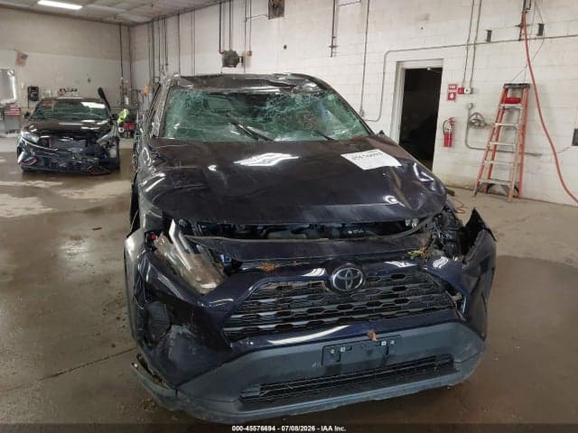 2023 TOYOTA RAV4 XLE 6