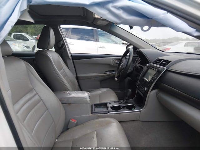 2017 TOYOTA CAMRY LE 6