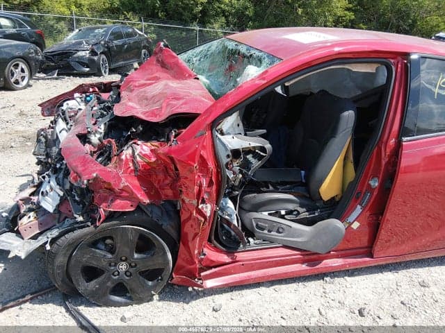 2021 TOYOTA PRIUS 2020 EDITION 6