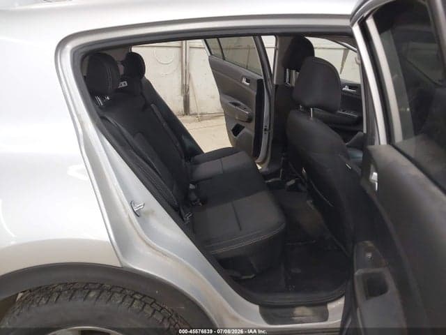 2017 KIA SPORTAGE LX 8