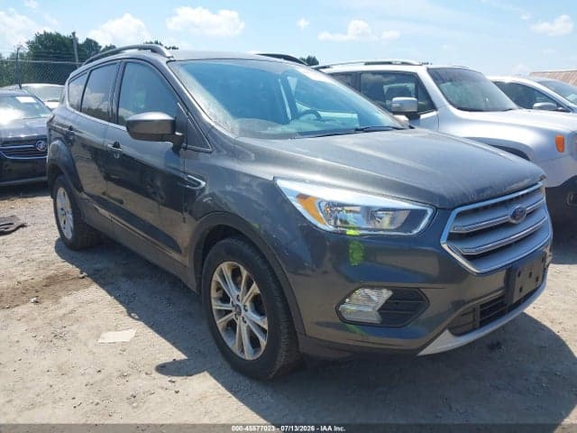 2018 FORD ESCAPE SE 1