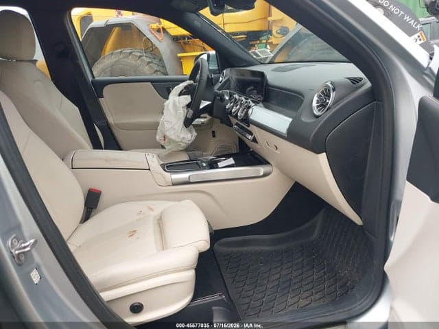 2024 MERCEDES-BENZ GLB 250 4MATIC 5
