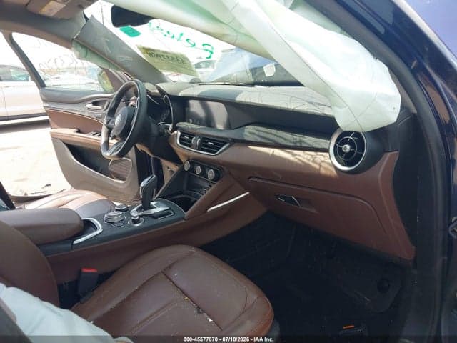 2021 ALFA ROMEO STELVIO AWD 5