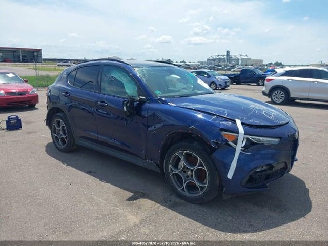 2021 ALFA ROMEO STELVIO AWD 6