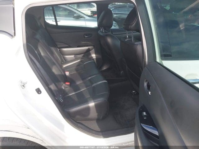 2018 NISSAN LEAF SL 8