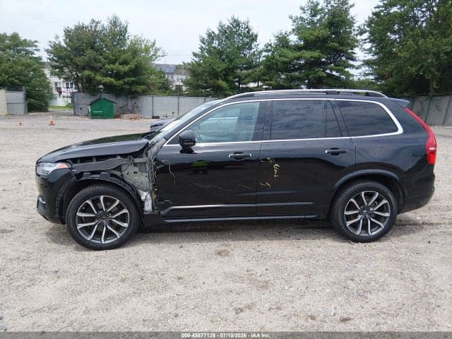 2018 VOLVO XC90 T5 MOMENTUM 14